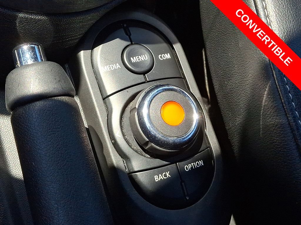 Used 2021 MINI Cooper Convertible FWD image 21