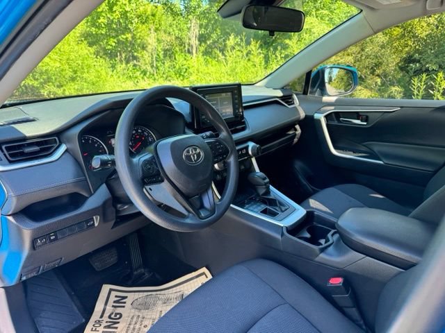 Used 2019 Toyota RAV4 XLE w/ Convenience Package AWD/4WD image 9