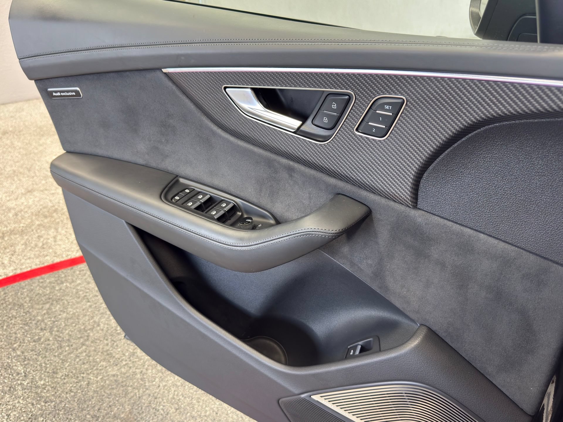 Used 2023 Audi RS Q8 w/ Black Optic Package AWD/4WD image 22