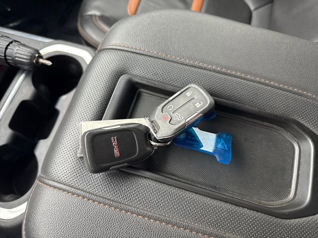 Certified 2022 GMC Sierra 1500 AT4 image 27