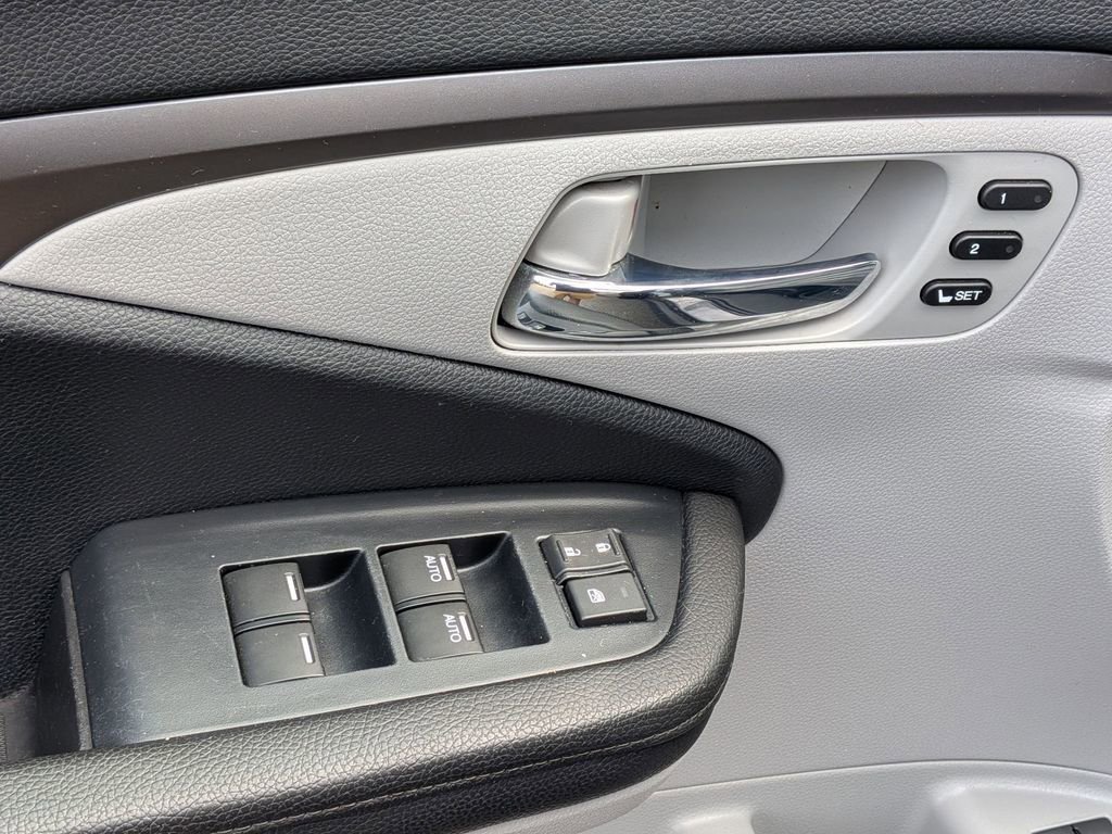 Used 2022 Honda Pilot EX-L image 13