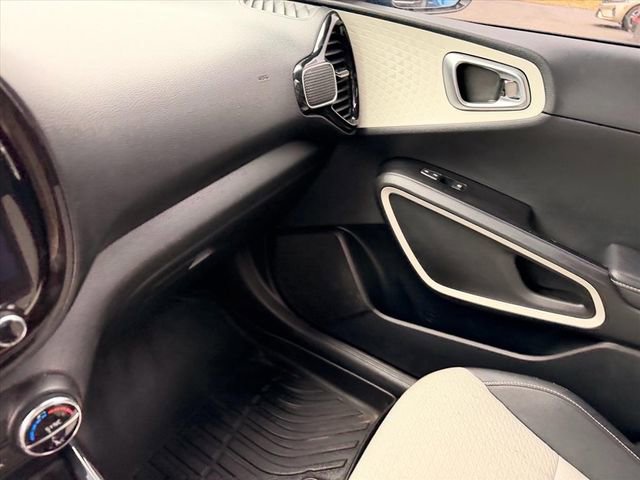 Certified 2023 Kia Soul GT-Line image 15