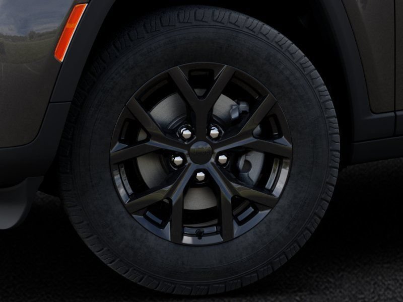 New 2026 Jeep Grand Cherokee Altitude AWD/4WD image 8