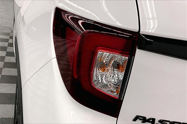 Used 2025 Honda Passport Black Edition image 31