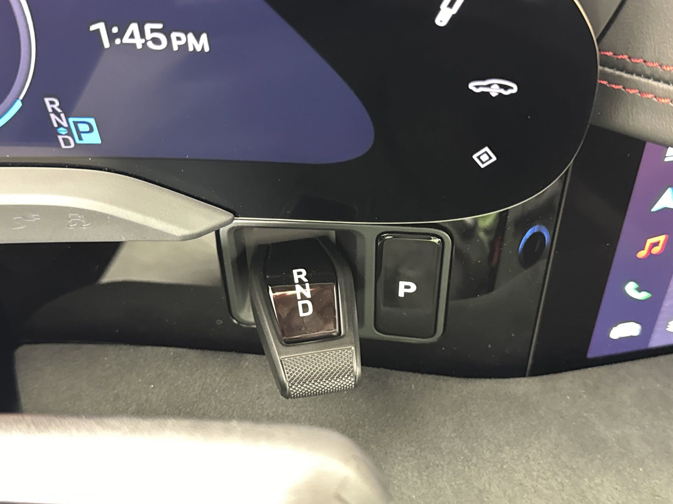 Used 2025 Porsche Taycan GTS image 19