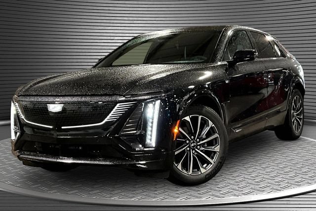 New 2027 Cadillac Lyriq Sport w/ LPO, Floor Liner Package AWD/4WD image 1