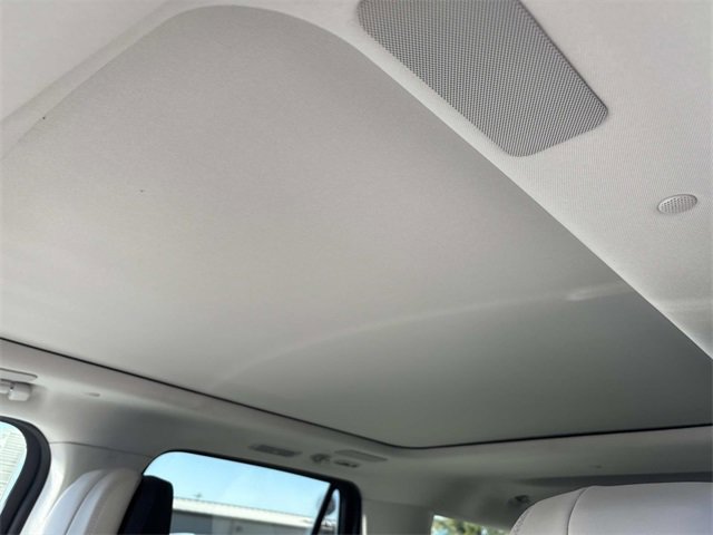 New 2025 Lincoln Navigator Reserve image 25