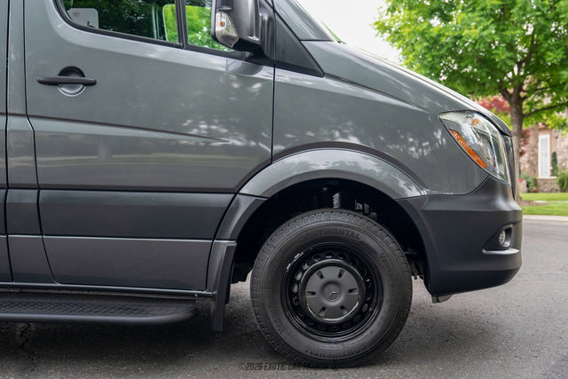 Used 2017 Mercedes-Benz Sprinter 3500 image 11