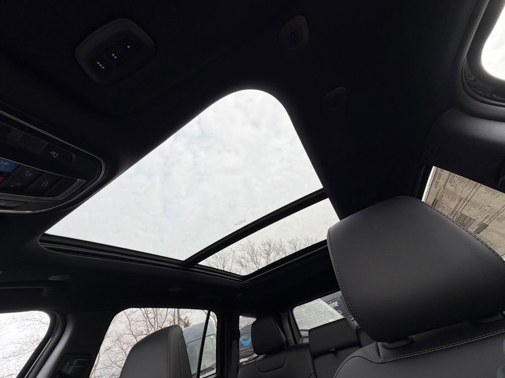 New 2026 Jeep Cherokee Limited image 26