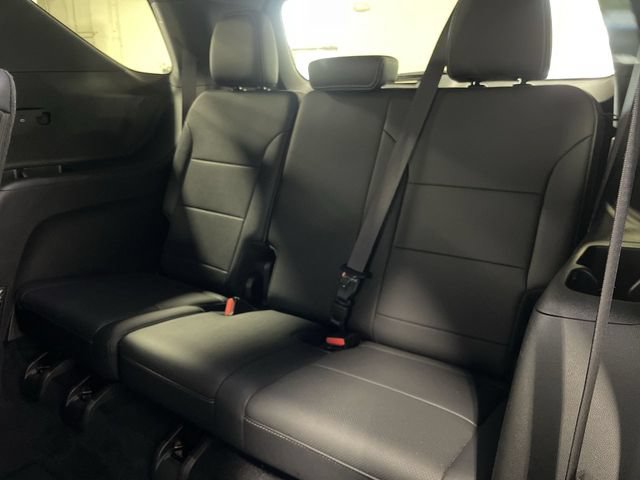 Certified 2025 Chevrolet Traverse LT AWD/4WD image 24