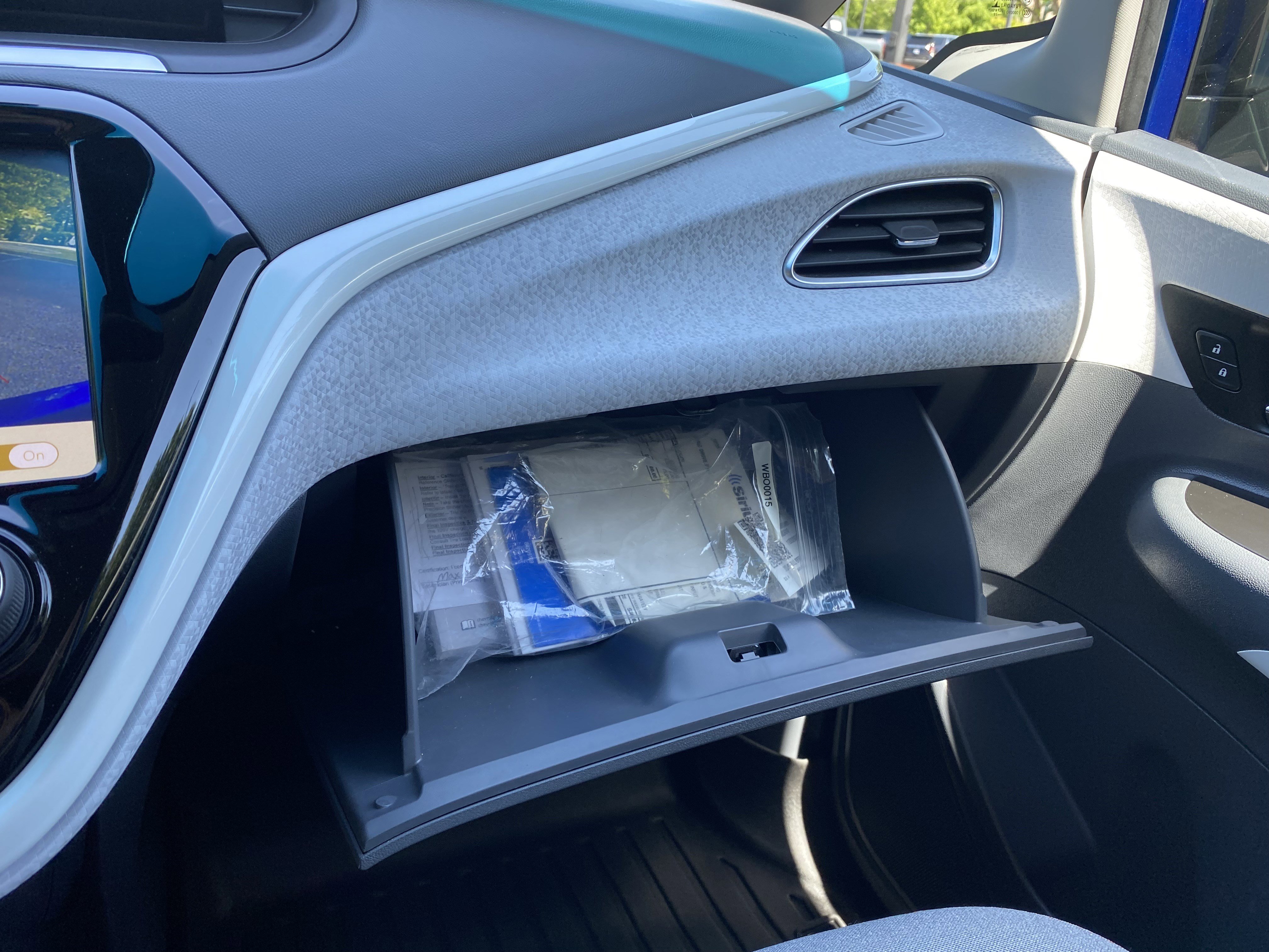 Used 2020 Chevrolet Bolt LT image 30