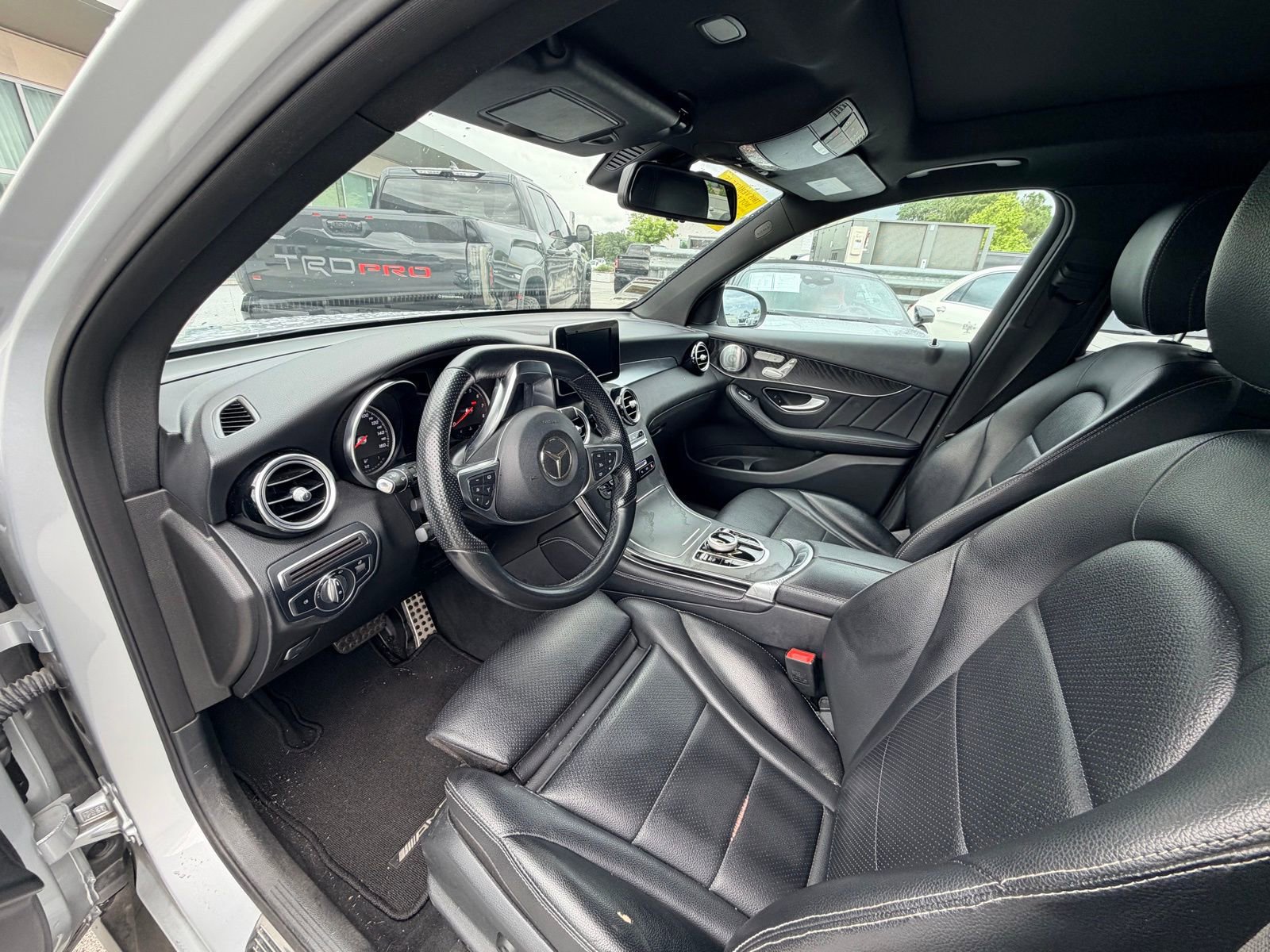 Certified 2018 Mercedes-Benz GLC 300 4MATIC image 3