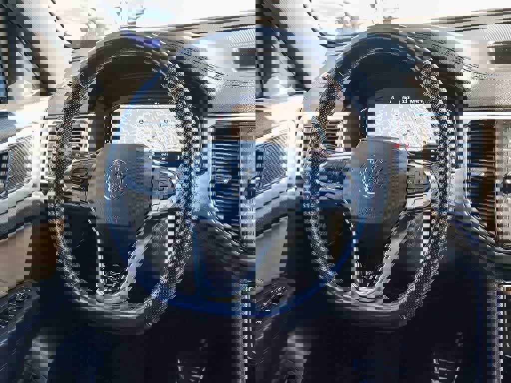 Used 2022 Volkswagen Atlas Cross Sport SEL R-Line image 14