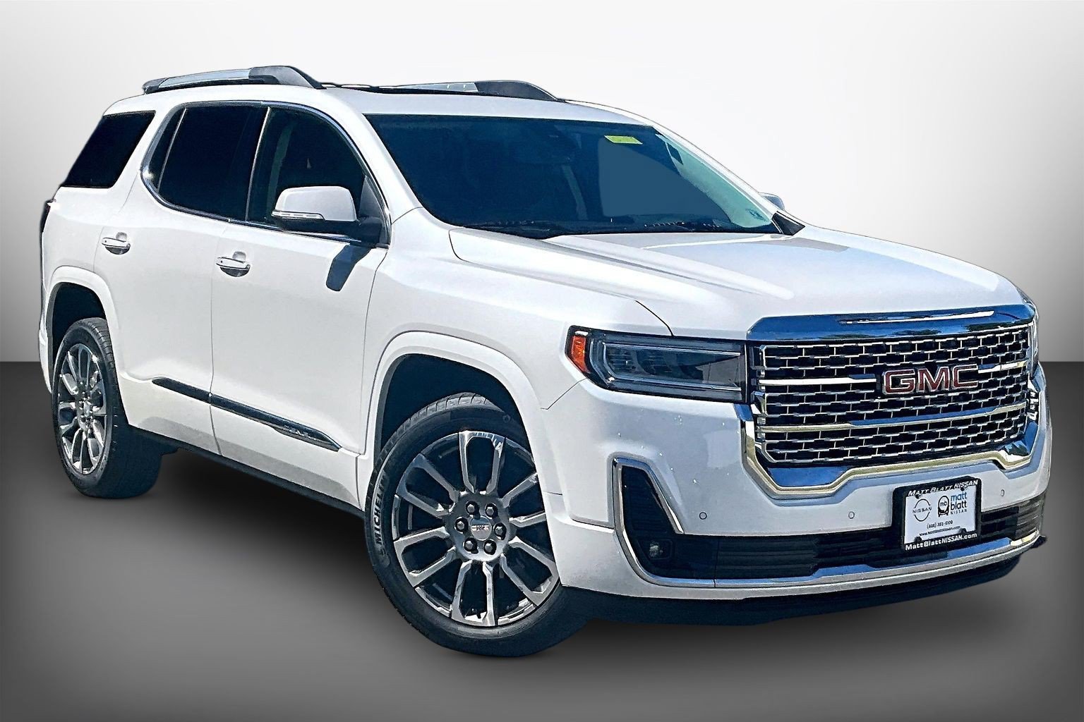 Used 2023 GMC Acadia Denali AWD/4WD image 10