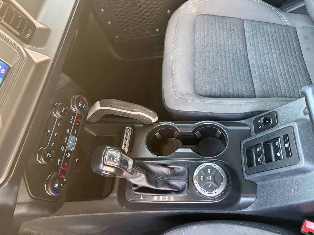 Used 2023 Ford Bronco Outer Banks image 40