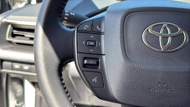 Used 2024 Toyota Prius LE FWD image 21