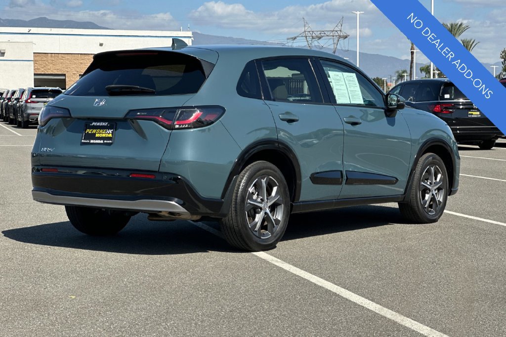 Certified 2024 Honda HR-V EX-L image 4