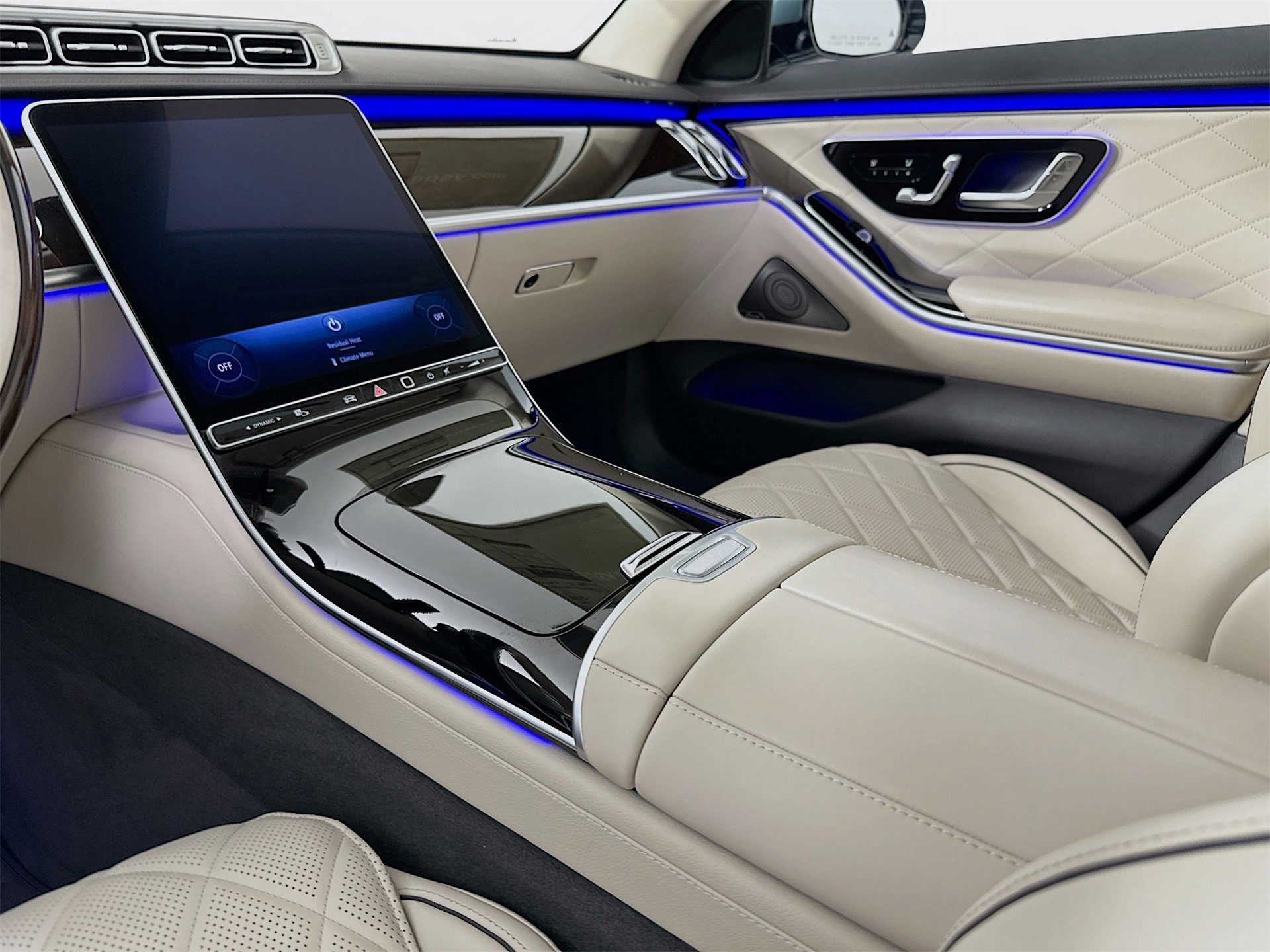New 2026 Mercedes-Benz S 580 4MATIC Sedan image 26