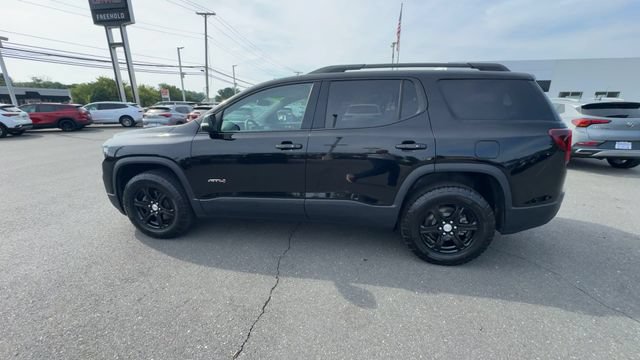 Used 2023 GMC Acadia AT4 w/ Technology Package AWD/4WD image 5