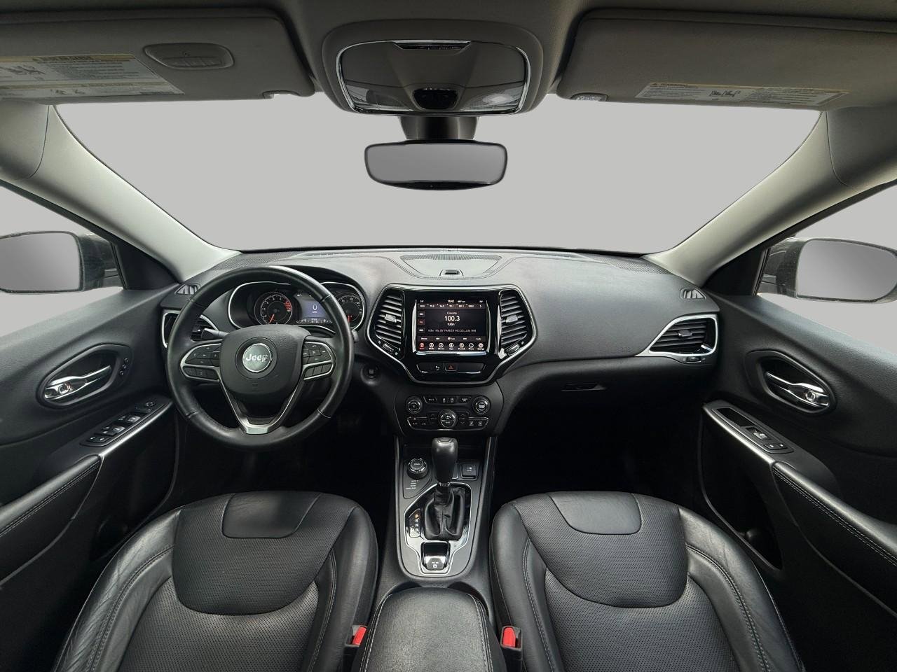 Used 2019 Jeep Cherokee Limited AWD/4WD image 5