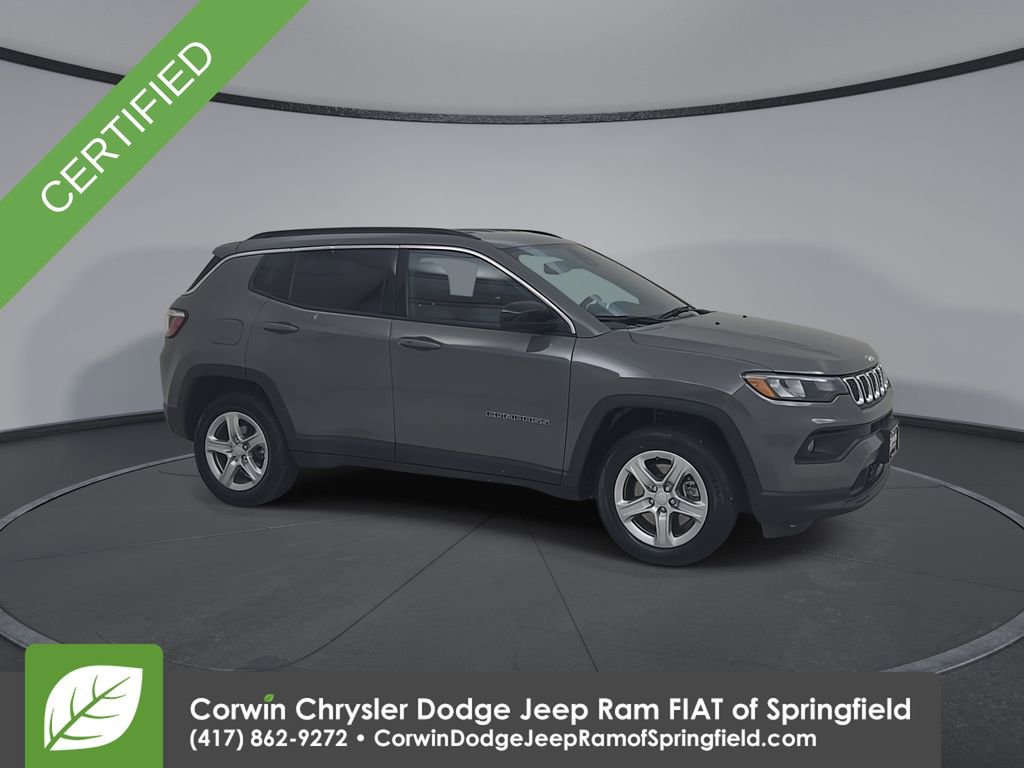 Certified 2024 Jeep Compass Latitude image 2