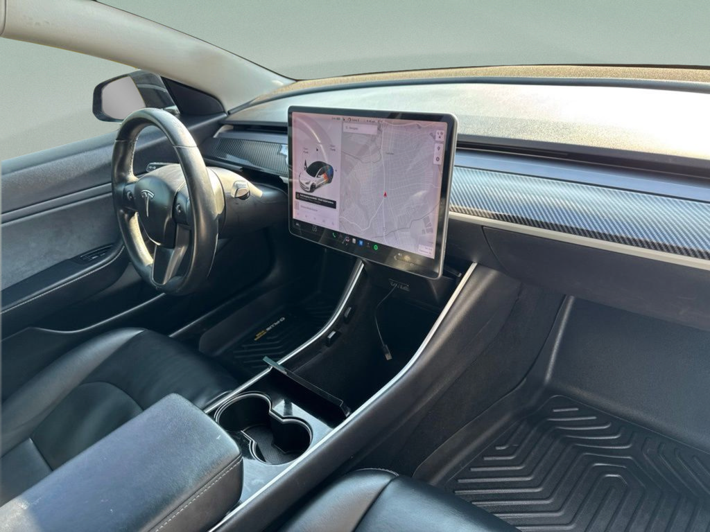 Used 2018 Tesla Model 3 Long Range RWD image 19