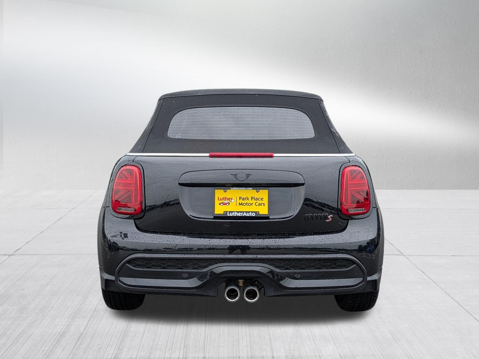 Used 2023 MINI Cooper S w/ Signature Upholstery Package FWD image 6