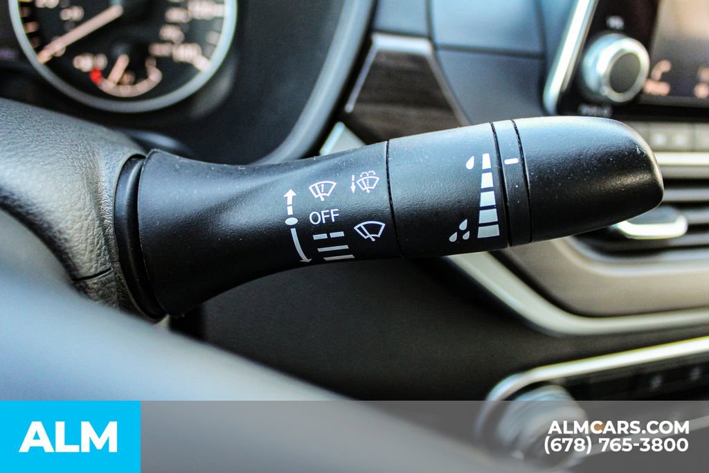 Used 2024 Nissan Altima 2.5 SV image 30