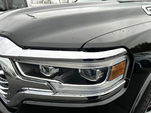 Used 2022 RAM 1500 Limited w/ Body-Colour Bumper Group image 7