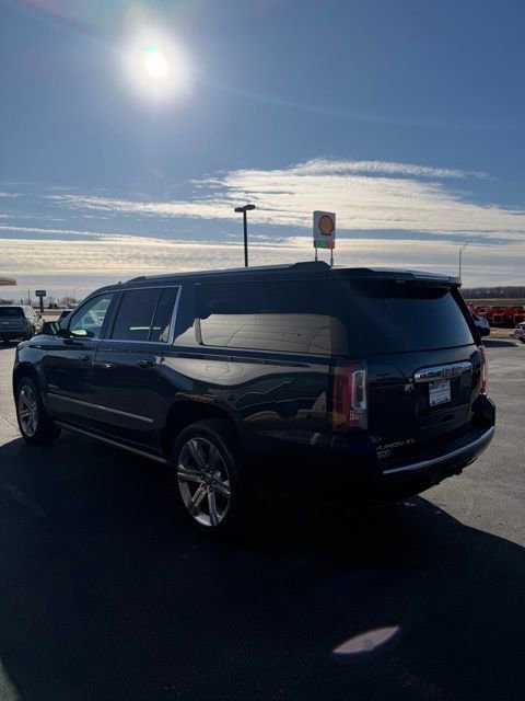 Used 2019 GMC Yukon XL Denali w/ Denali Ultimate Package image 6