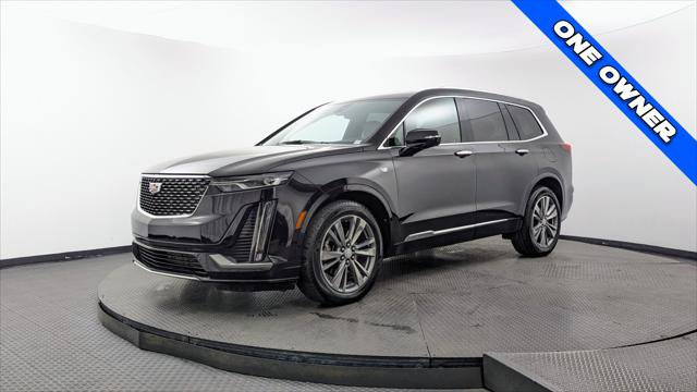Used 2025 Cadillac XT6 Premium Luxury FWD image 2