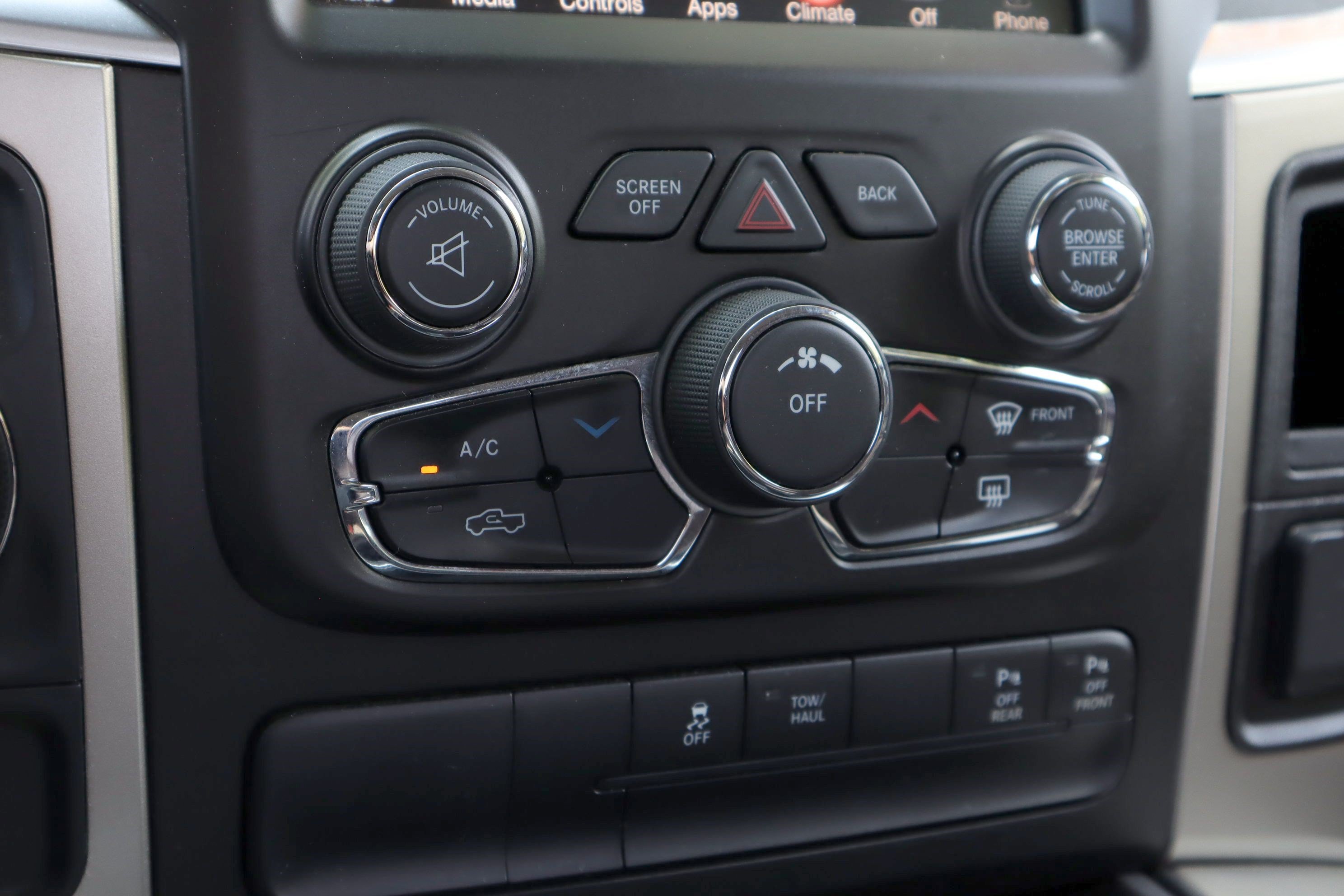 Used 2014 RAM 1500 Big Horn RWD image 16