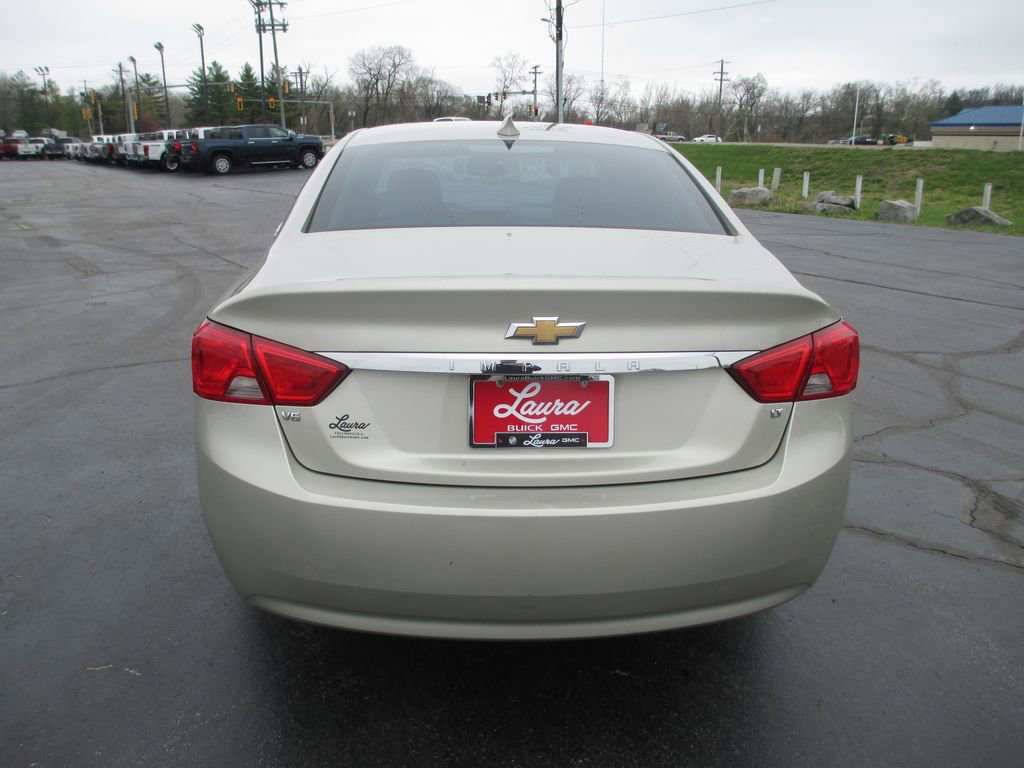 Used 2015 Chevrolet Impala LT image 6