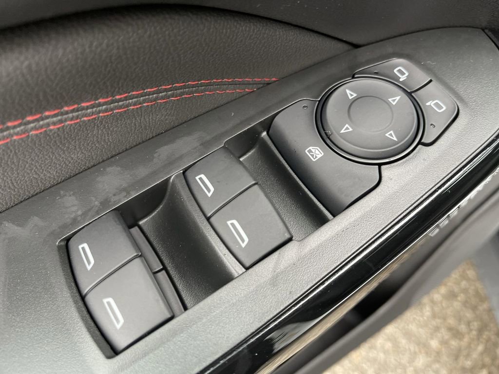 New 2026 Chevrolet Trax RS w/ Sunroof Package image 13