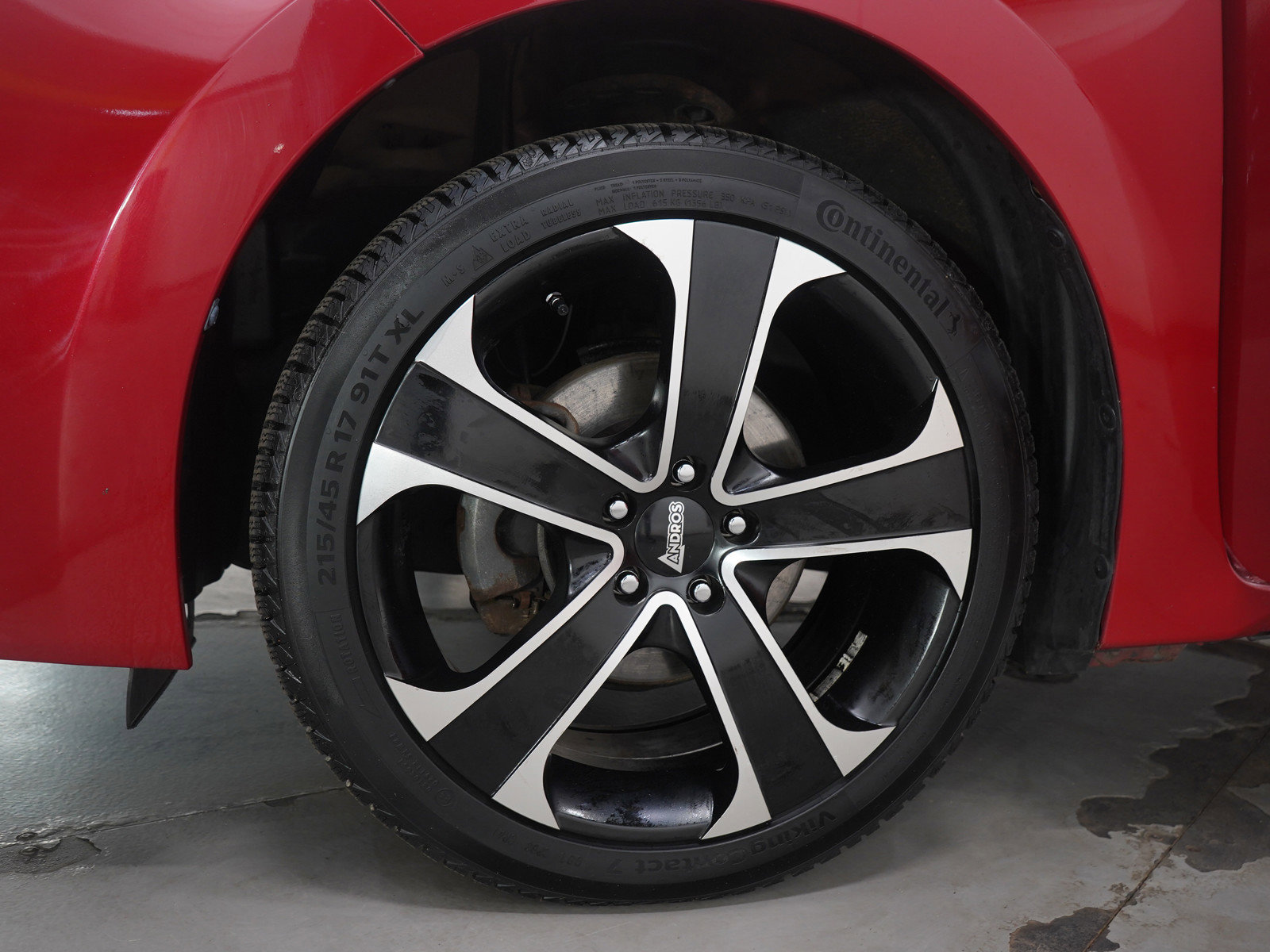 Used 2015 Toyota Corolla S image 28