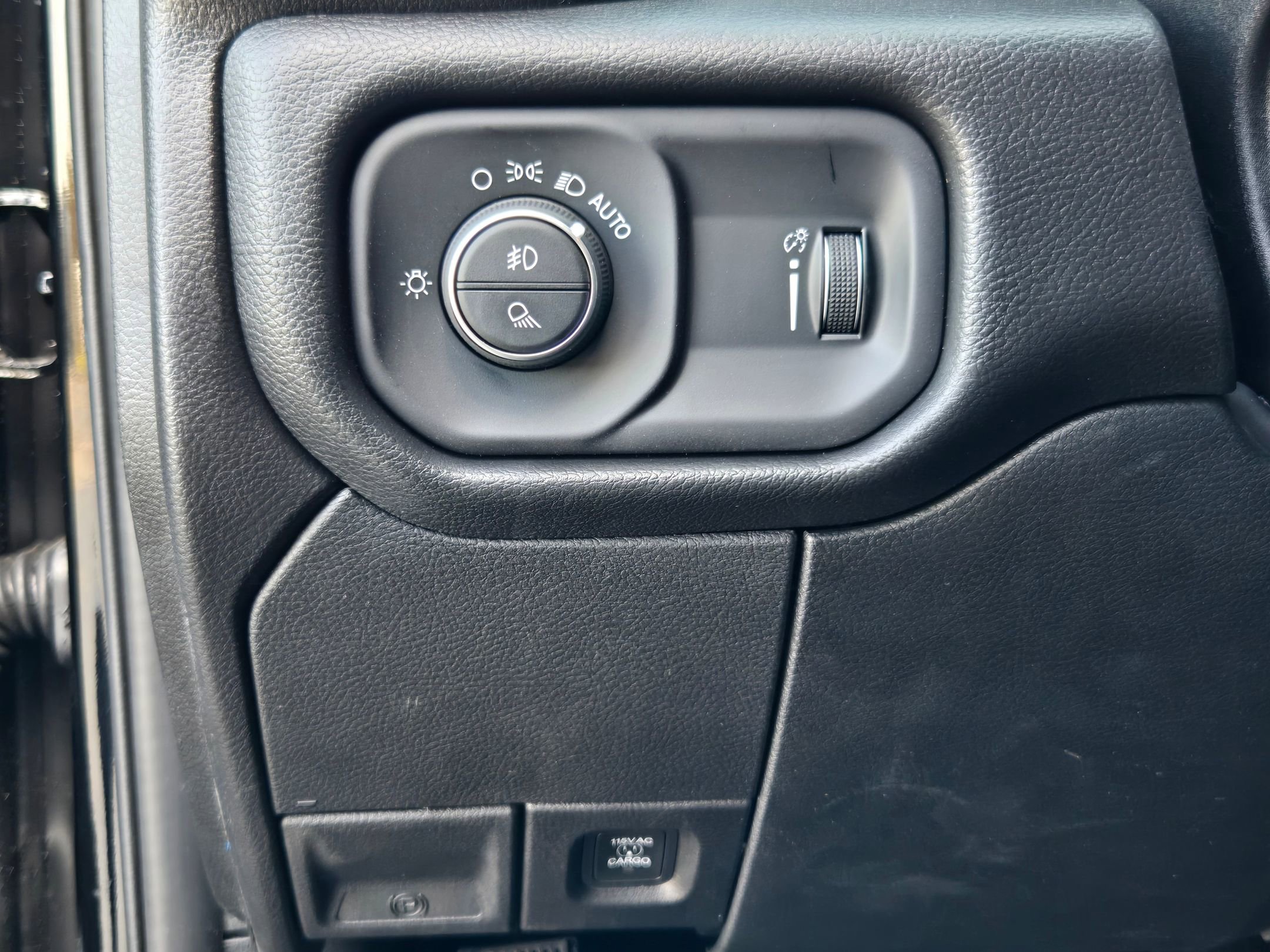 New 2026 RAM 2500 Tradesman image 17