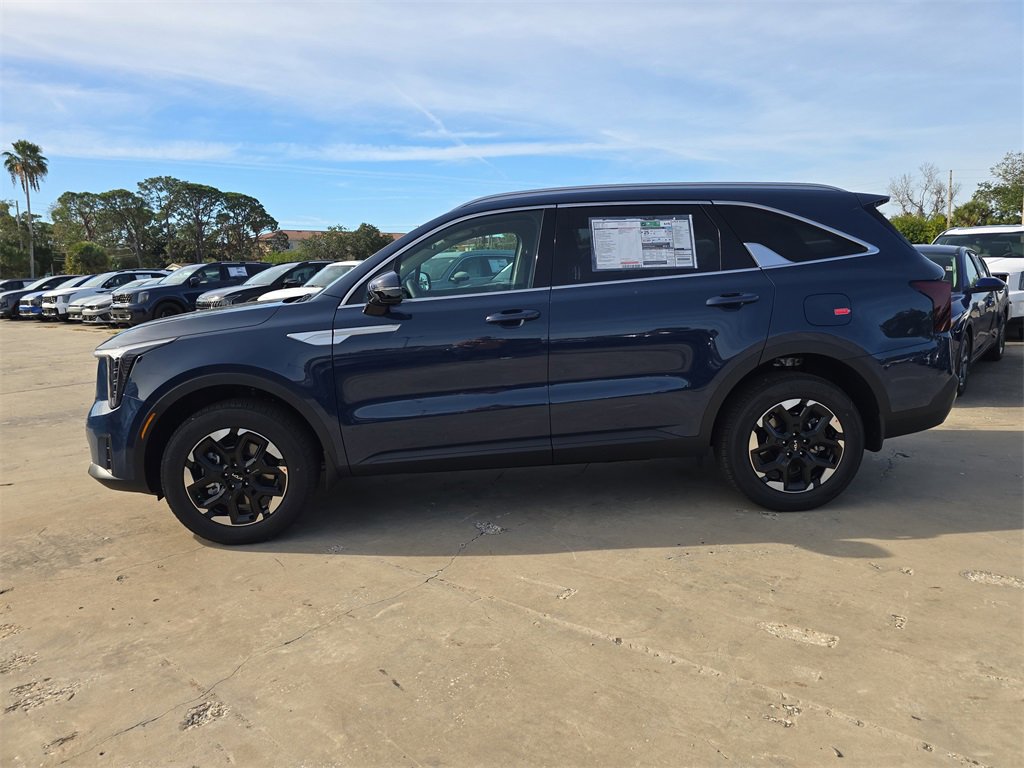 New 2026 Kia Sorento S image 5