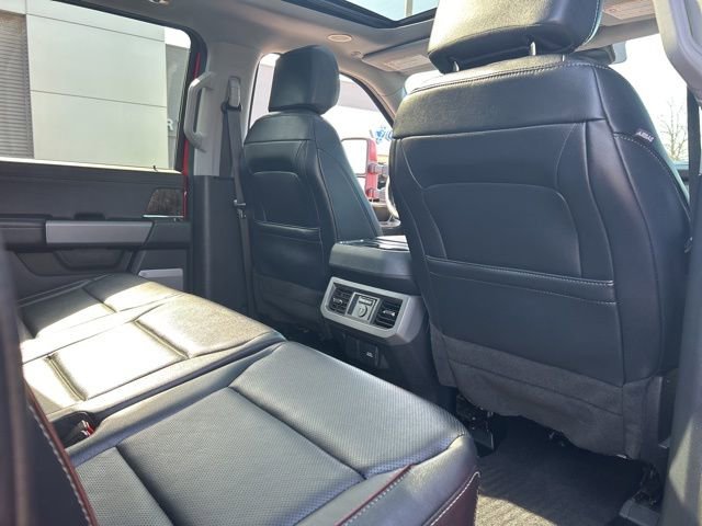Used 2023 Ford F350 Lariat w/ Lariat Ultimate Package image 17