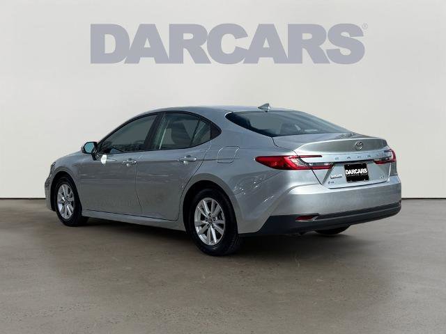 Used 2025 Toyota Camry LE image 4