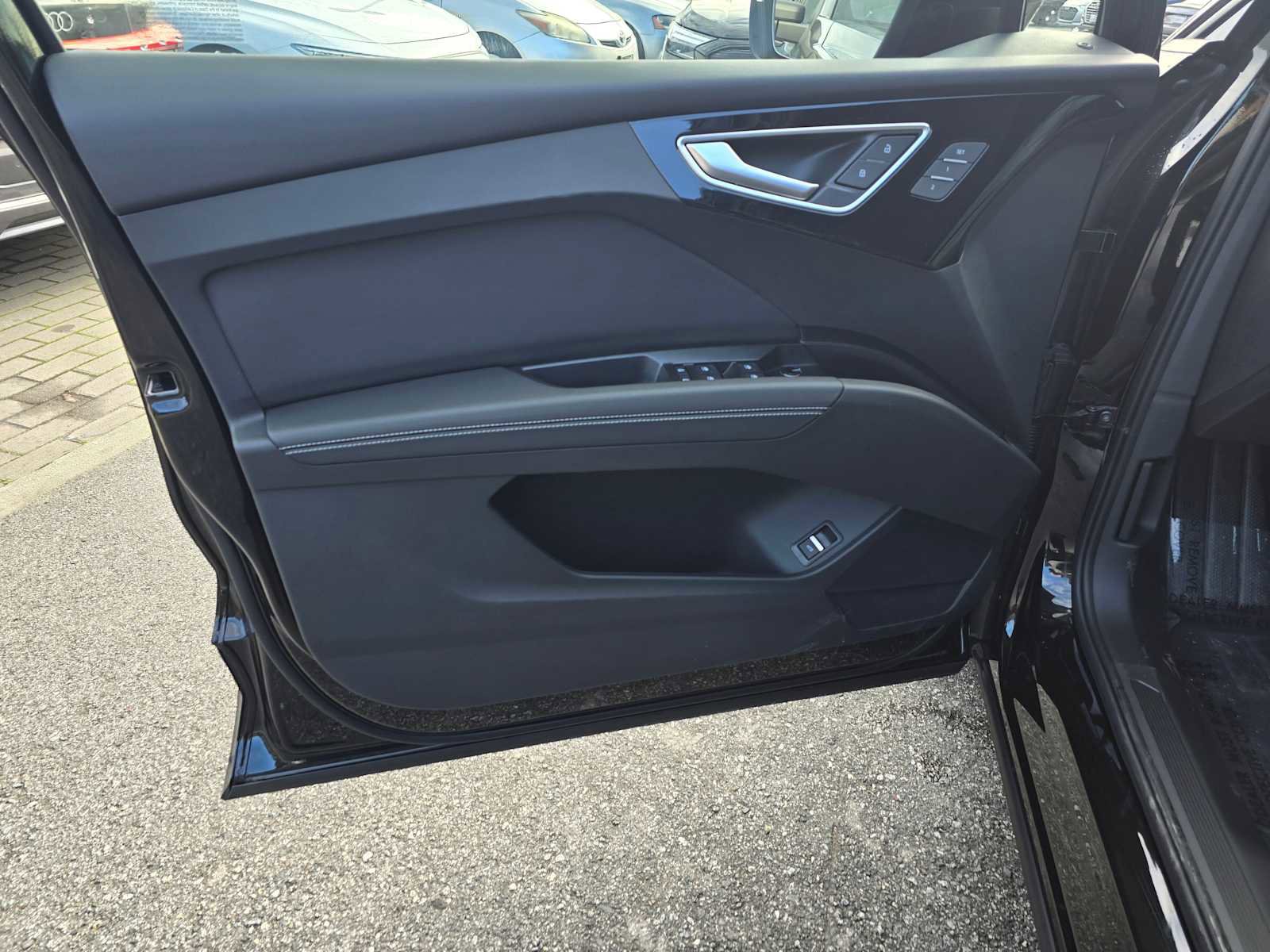 New 2026 Audi Q4 e-tron Premium image 23