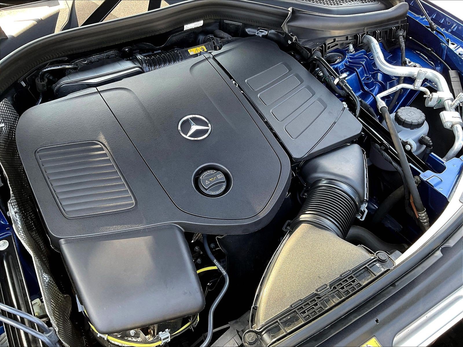 Used 2026 Mercedes-Benz GLC 300 4MATIC image 31
