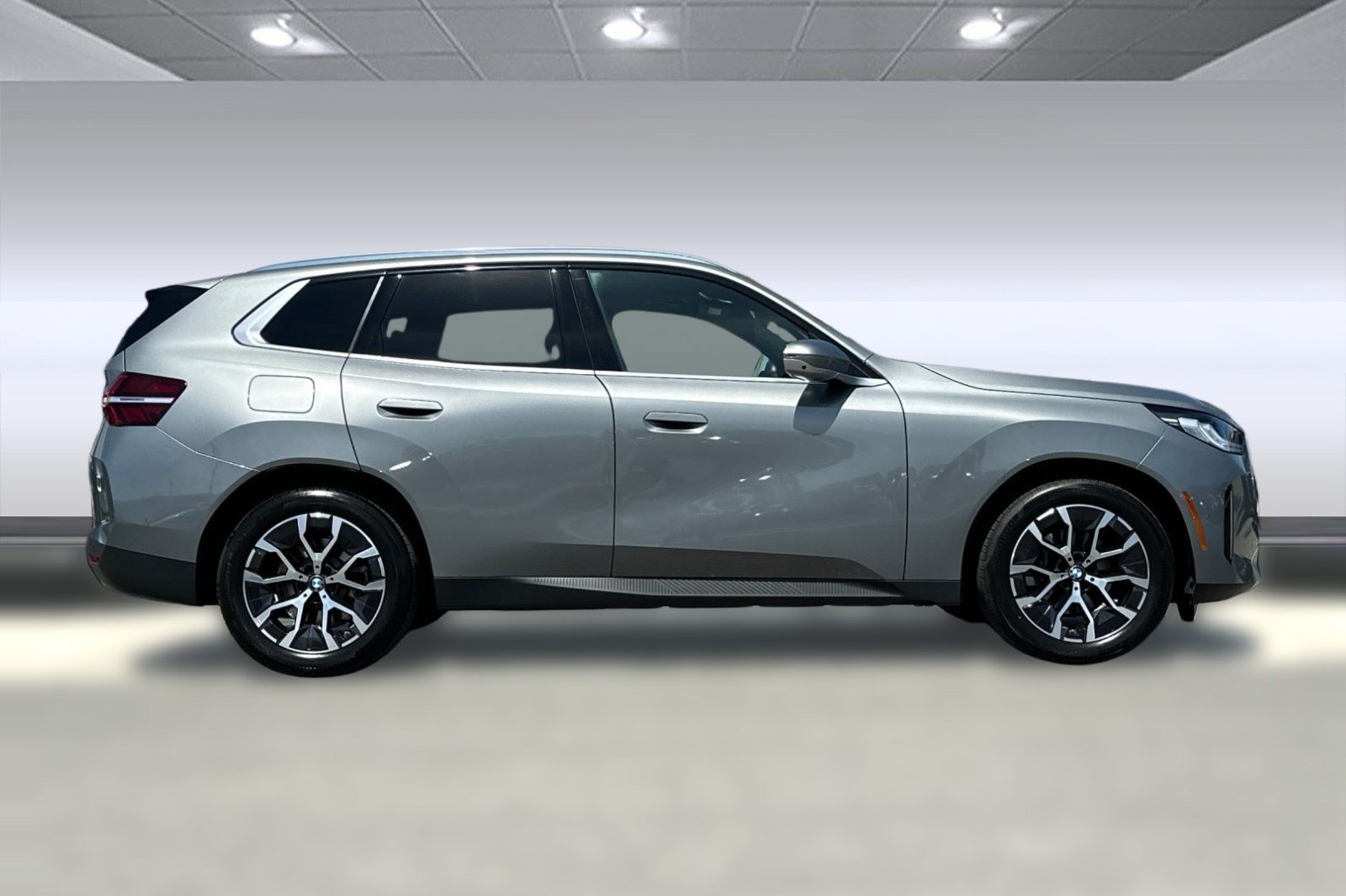 Used 2026 BMW X3 xDrive30i w/ Premium Package AWD/4WD image 8