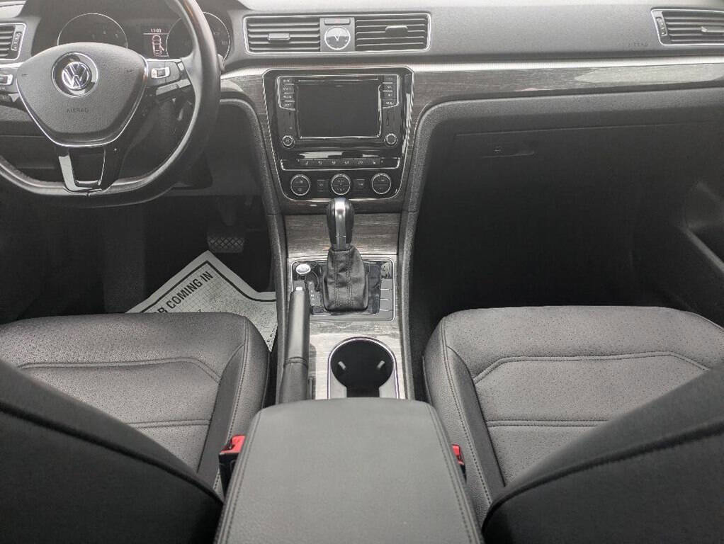 Used 2016 Volkswagen Passat 1.8T SE image 13