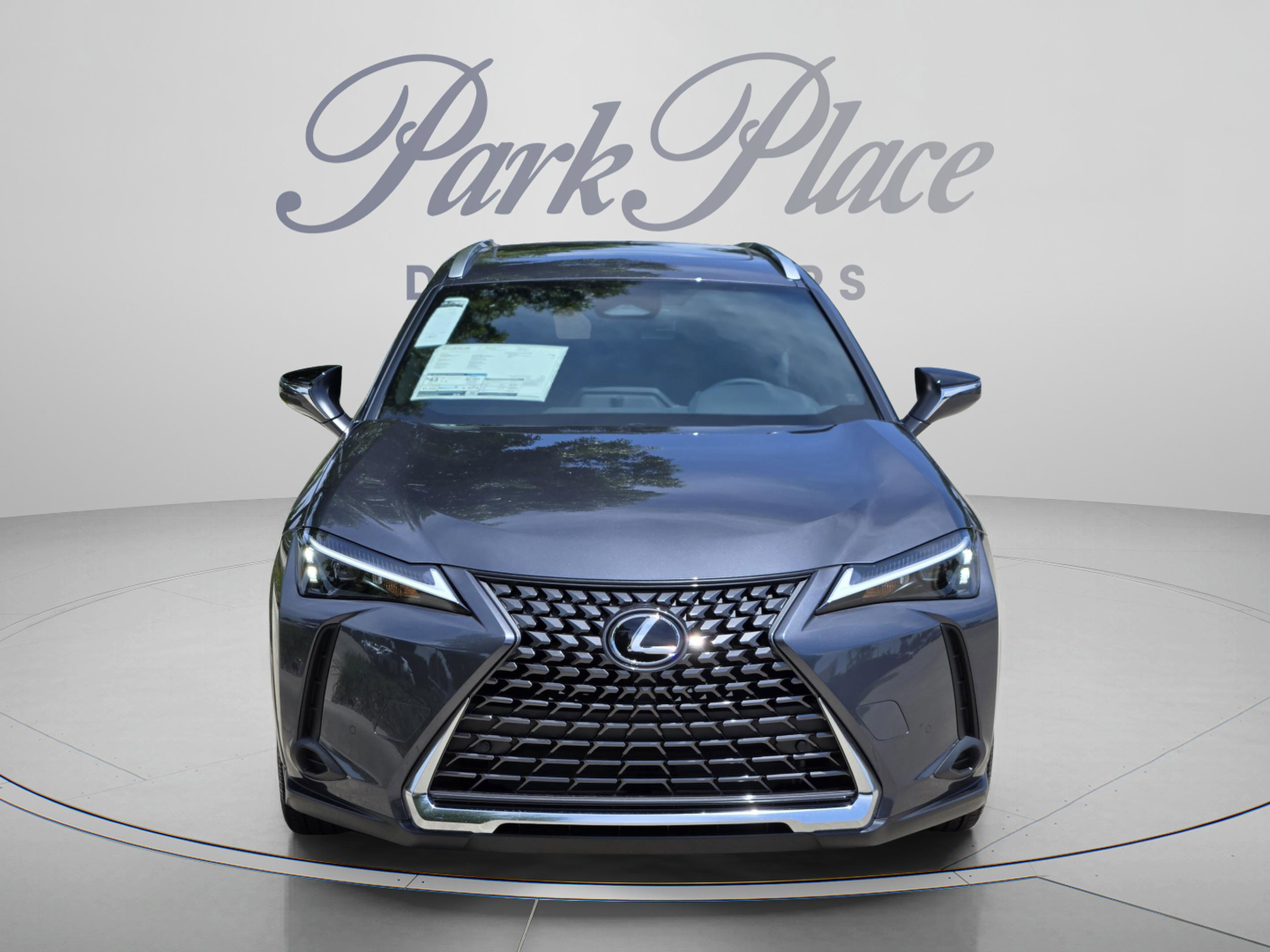 New 2026 Lexus UX 300h FWD image 4