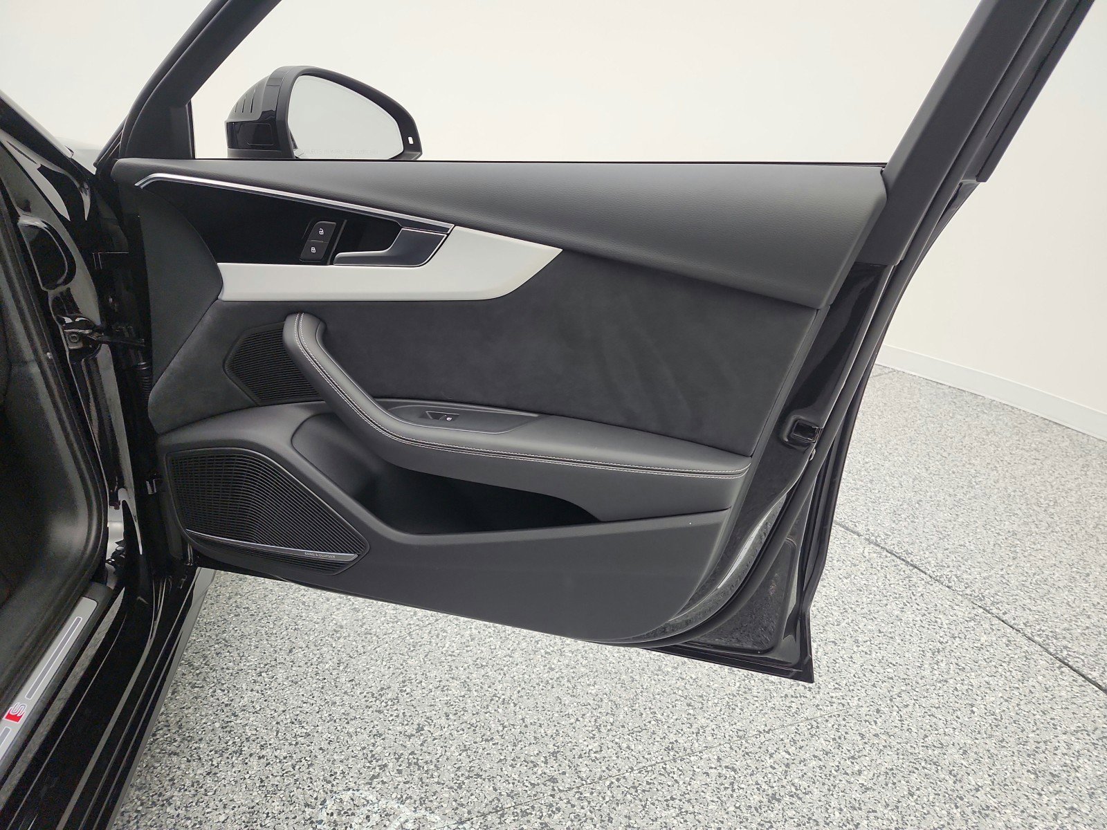 Used 2023 Audi A4 2.0T Premium Plus w/ Premium Plus Package image 21