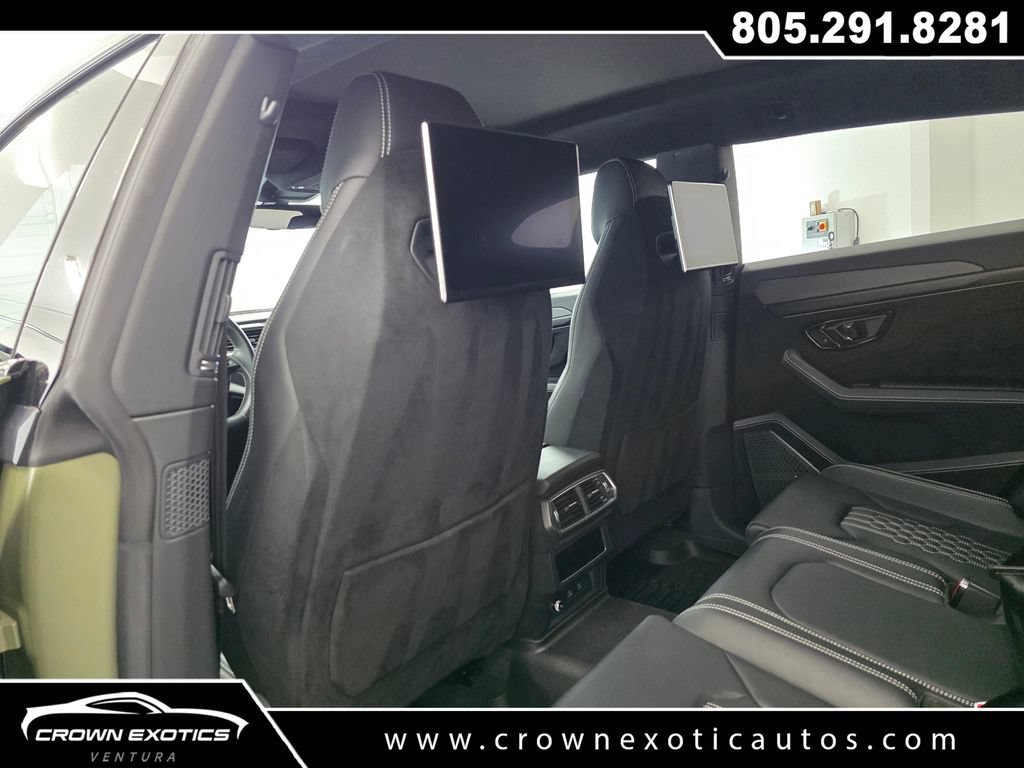 Used 2024 Lamborghini Urus Performante AWD/4WD image 20