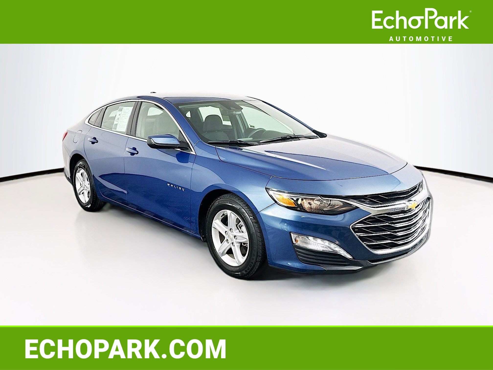 Used 2024 Chevrolet Malibu LT FWD image 1