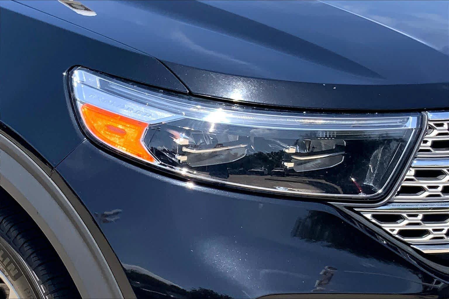Used 2023 Ford Explorer Limited AWD/4WD image 27
