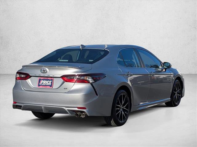 Used 2022 Toyota Camry SE image 5