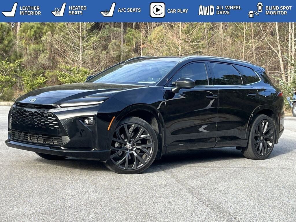 Used 2025 Toyota Crown Signia Limited